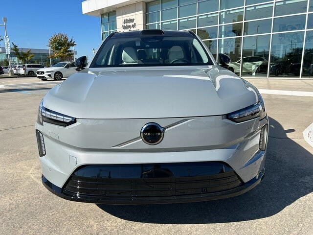 2025 Volvo EX90 Twin Motor Ultra photo 3