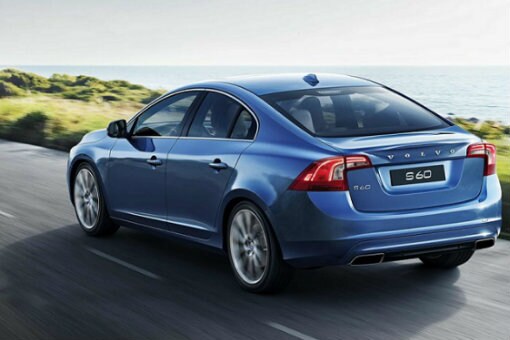 Volvo S60 (2).jpg