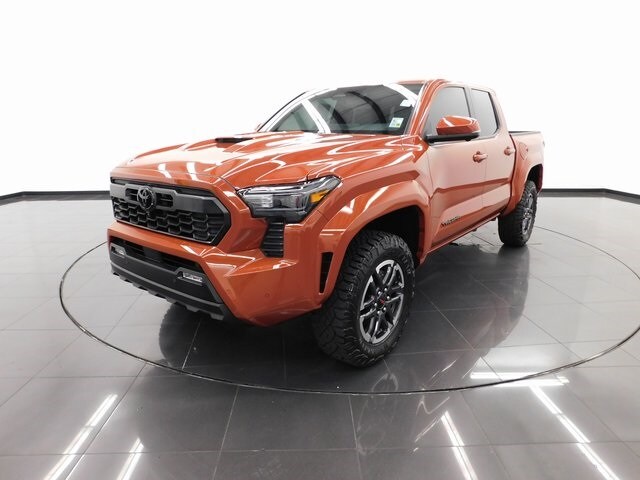 2025 Toyota Tacoma TRD Sport photo 4
