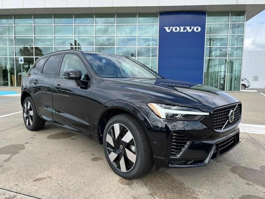 Certified 2024 Volvo XC60 Recharge Plug-In Hybrid Ultimate SUV