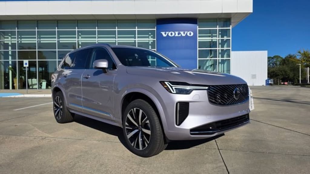 New 2026 Volvo XC90 B5 Core SUV