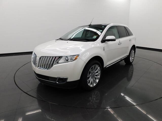 2013 Lincoln MKX Base photo 4