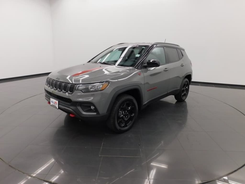 Used 2024 Jeep Compass Trailhawk SUV