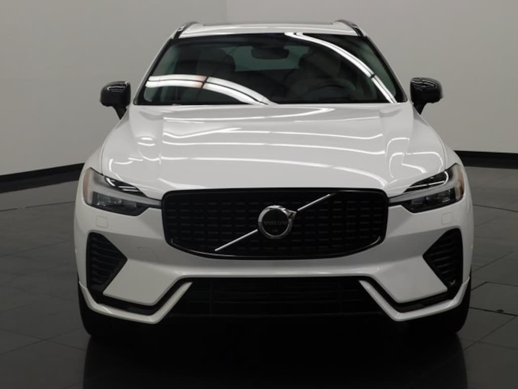 Certified 2023 Volvo XC60 Recharge Plug-In Hybrid Ultimate Dark SUV
