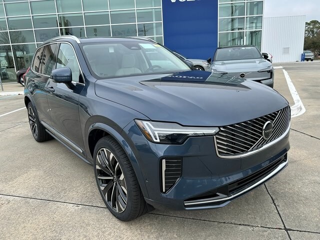2025 Volvo XC90 photo 3