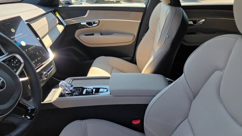 New 2026 Volvo XC90 B5 Plus 6-Seater SUV