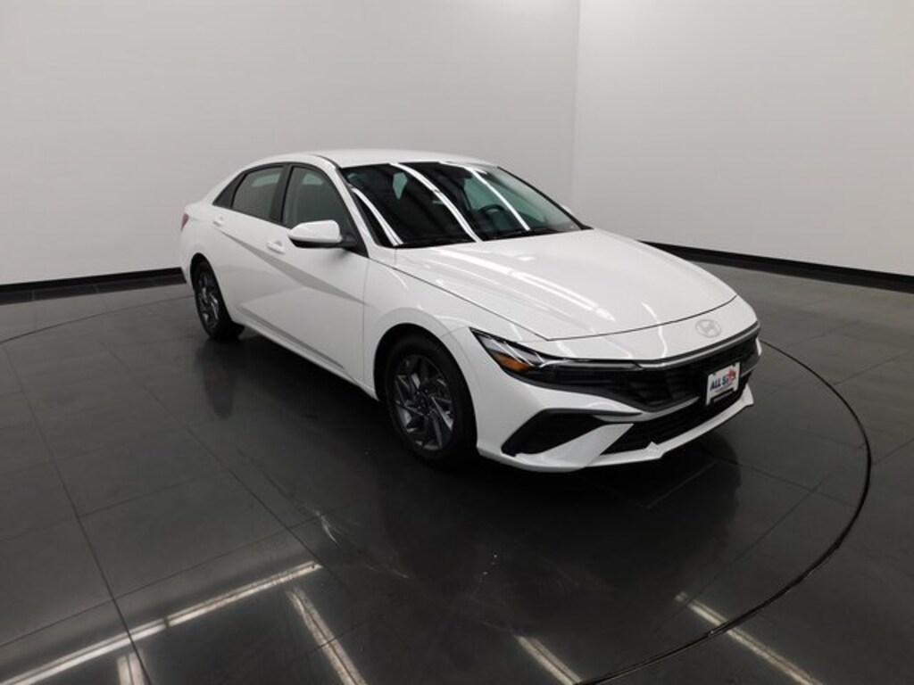 Used 2024 Hyundai Elantra SEL Sedan