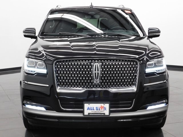 2024 Lincoln Navigator Reserve photo 3