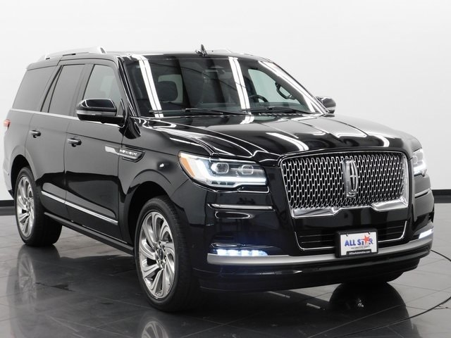2024 Lincoln Navigator Reserve's photo