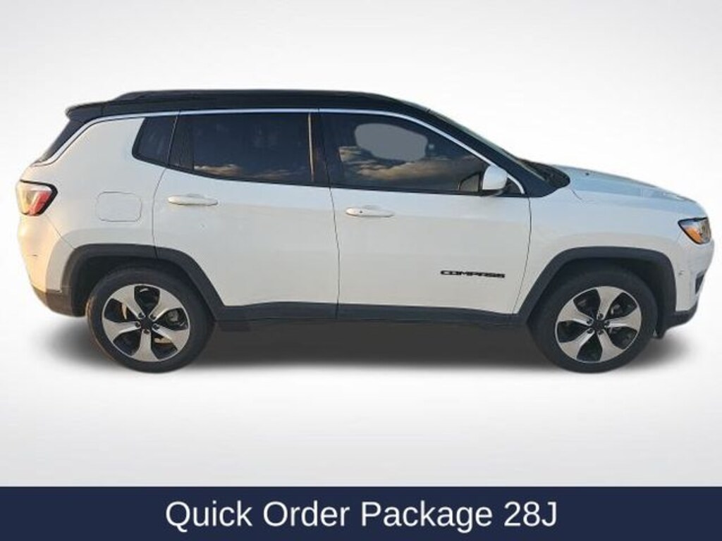Used 2018 Jeep Compass Latitude SUV
