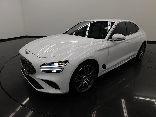 2024 Genesis G70 2.5T photo 4