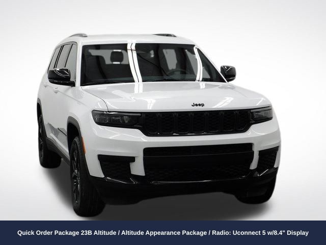 2024 Jeep Grand Cherokee L Altitude's photo