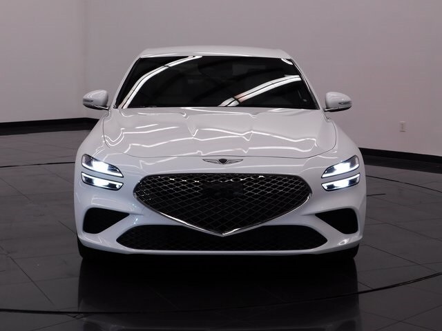 2024 Genesis G70 2.5T photo 3
