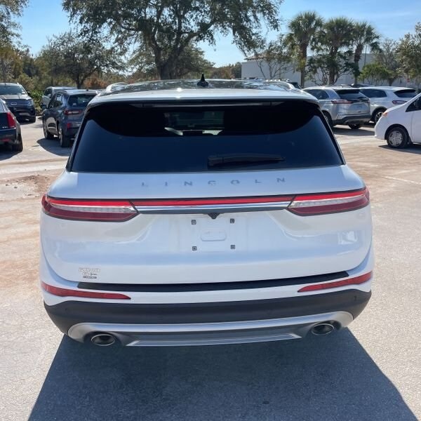 2020 Lincoln Corsair Reserve photo 3