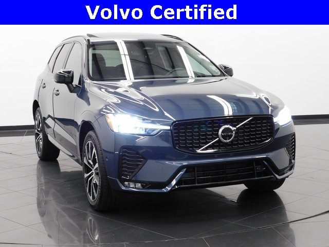 2024 Volvo XC60 Plus's photo