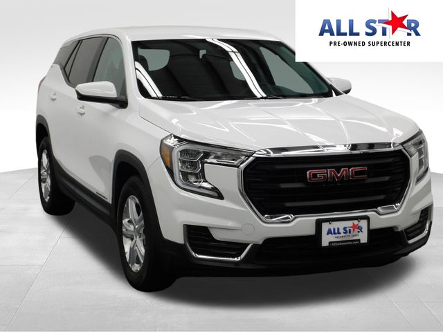 2024 GMC Terrain SLE's photo