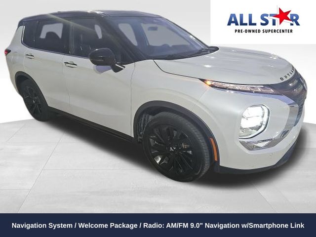 2023 Mitsubishi Outlander SEL Black Edition's photo