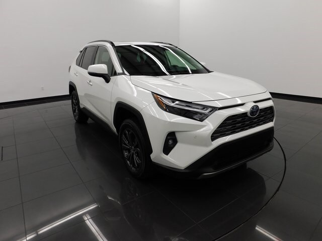 2022 Toyota RAV4 Hybrid Limited photo 2