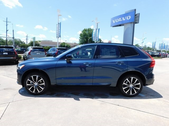 2025 Volvo XC60 B5 Plus photo 4