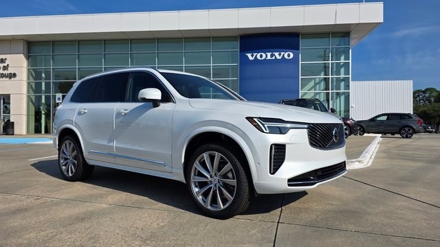 2026 Volvo XC90 Plus's photo