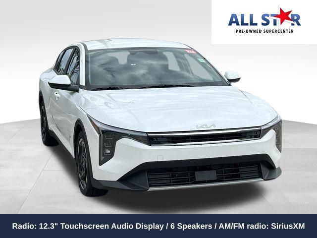 2025 Kia K4 EX's photo