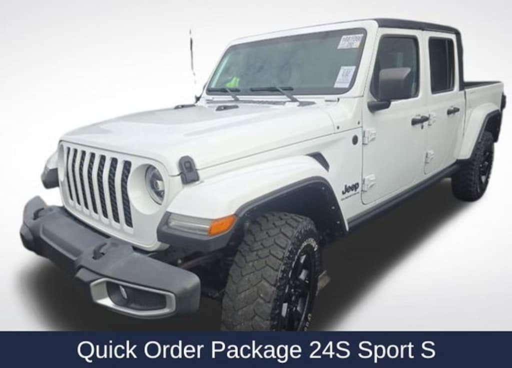 Used 2023 Jeep Gladiator Sport Truck