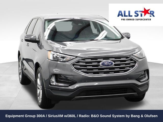 2024 Ford Edge Titanium's photo