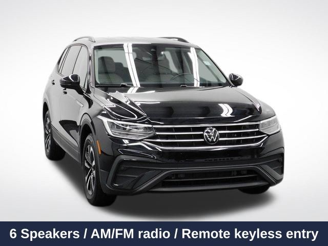 2024 Volkswagen Tiguan S's photo