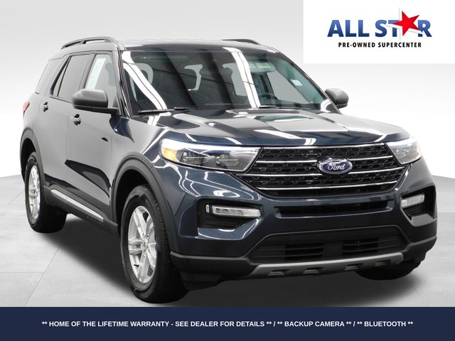 2023 Ford Explorer XLT's photo