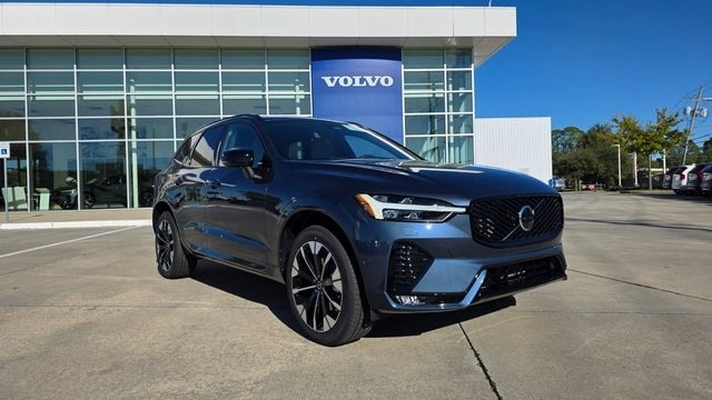 2026 Volvo XC60 Plus's photo