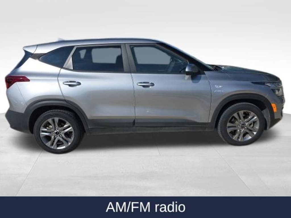 Used 2022 Kia Seltos LX SUV