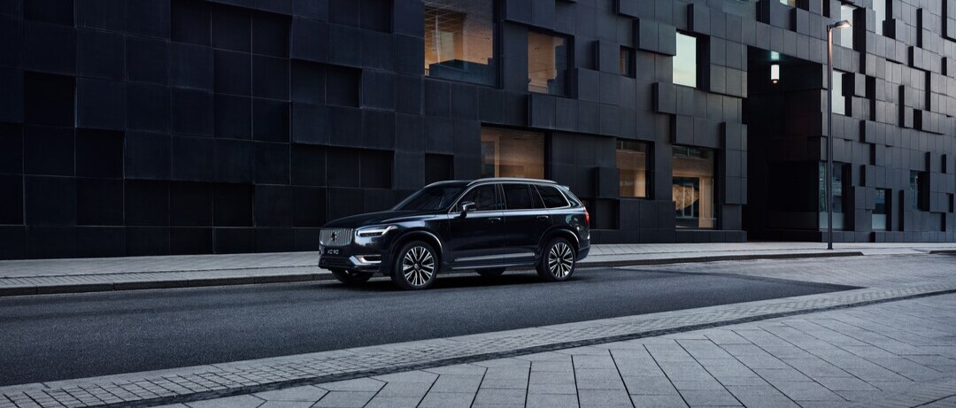  Family riding in vehicle