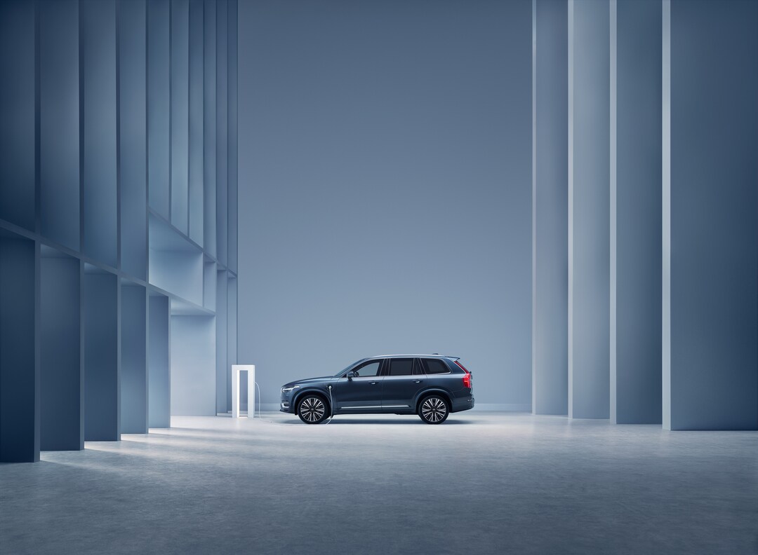  Family riding in vehicle