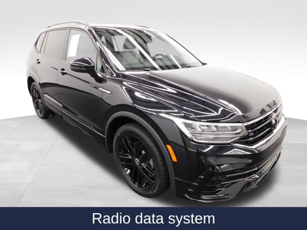 Used 2022 Volkswagen Tiguan 2.0T SE R-Line Black SUV