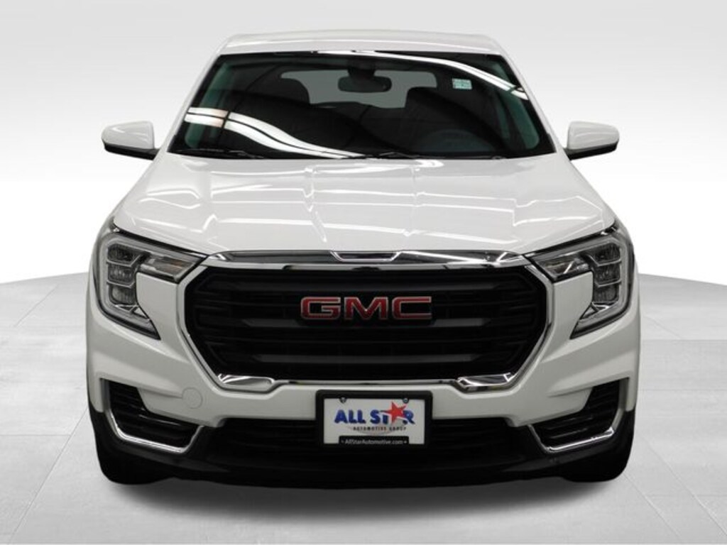 Used 2024 GMC Terrain SLE SUV