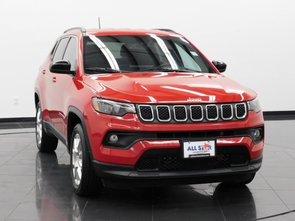 Used 2023 Jeep Compass Latitude Lux SUV