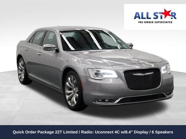 2018 Chrysler 300 Limited's photo
