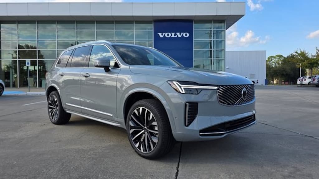 New 2026 Volvo XC90 B6 Plus 7-Seater SUV