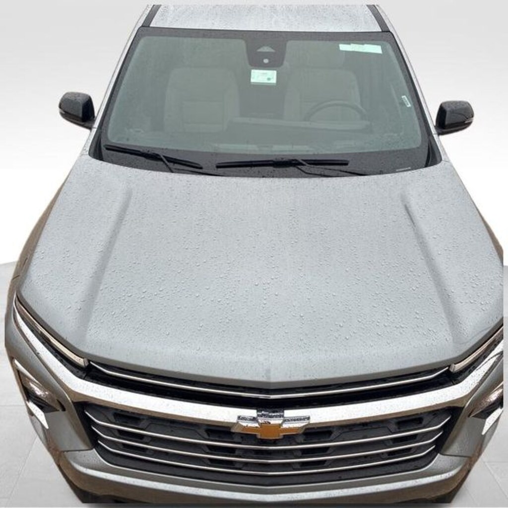 Used 2025 Chevrolet Traverse LT SUV