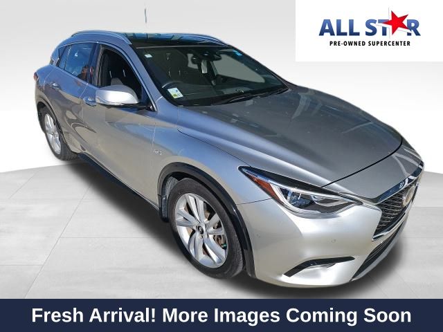 2017 INFINITI QX30
