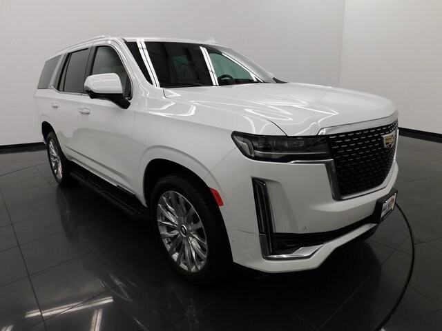 2023 Cadillac Escalade Premium Luxury photo 2