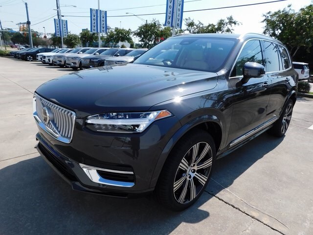 2024 Volvo XC90 Recharge T8 Plus photo 3