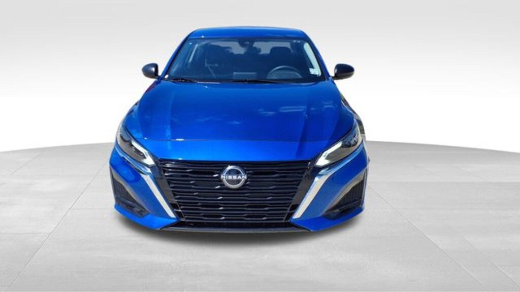 Used 2025 Nissan Altima 2.5 SV Sedan