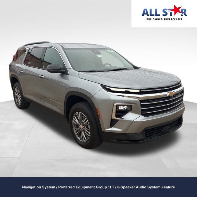 2025 Chevrolet Traverse LT's photo