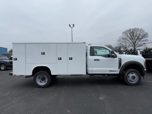 2024 Ford F-450 Super Duty Chassis Cab XL - Photo 10