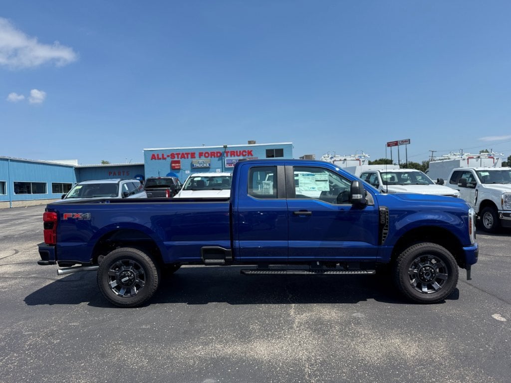 2026 Ford F-350 Super Duty XL - Photo 8