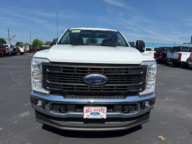 2025 Ford F-250 XL photo 2