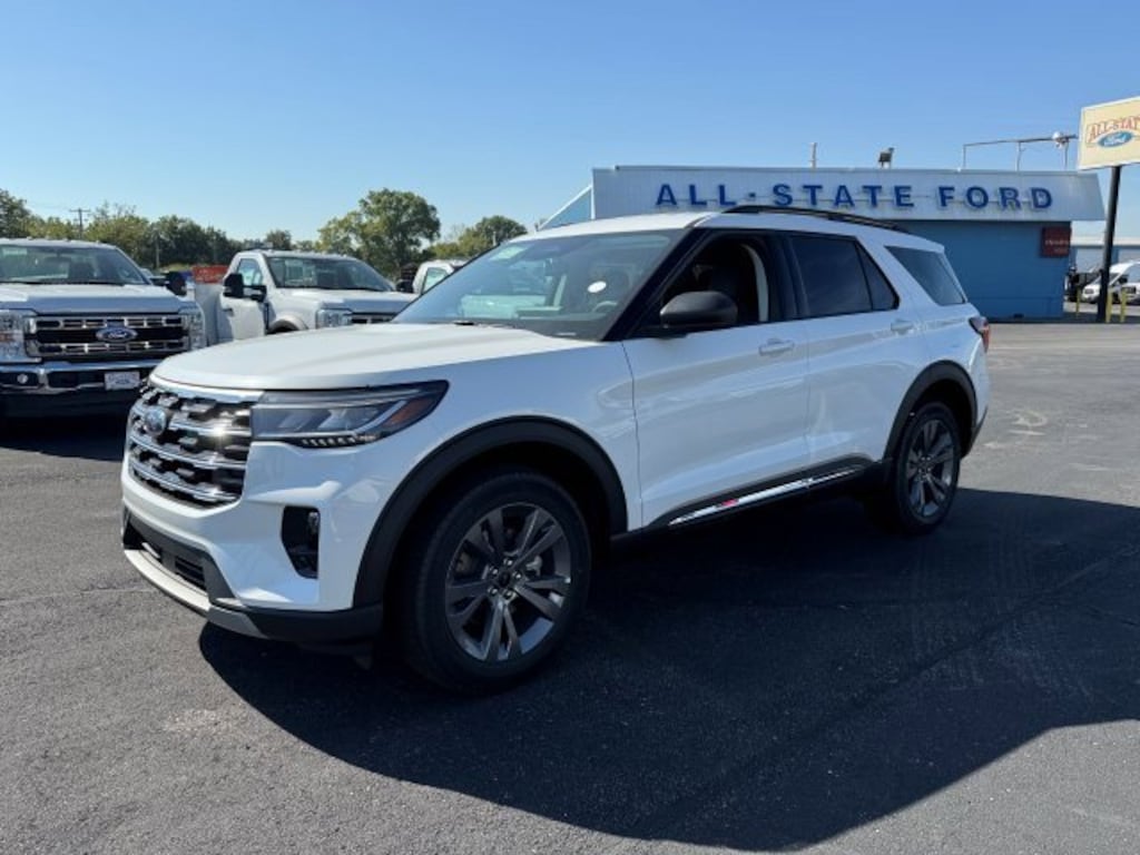 New 2025 Ford Explorer Active 4WD SUV