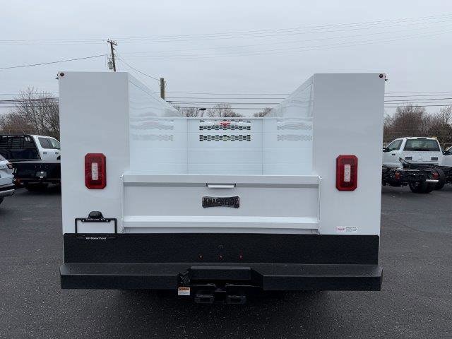 2024 Ford F-450 Super Duty Chassis Cab XL - Photo 7