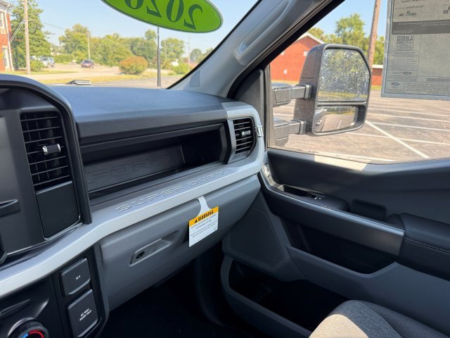 2026 Ford F-350 Super Duty XL - Photo 18